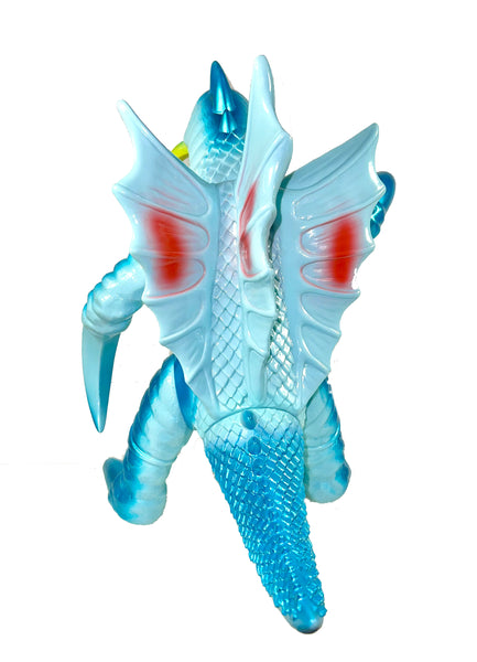 Gigan 1972 (BIG) made by Sofvi Life, 2021, 11" Tall x 11" Long, produced by Medicom Toy