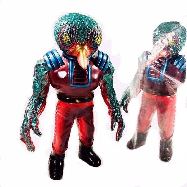 ALIEN MESIUS (9") vinyl figure by Karz Works