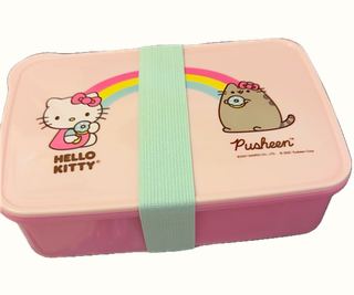 Kitty + Pusheen