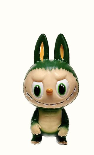 Series 2.5 Kaiju Hunting Gojimomo, (Labubu) Green/Orange, by Casing Lung