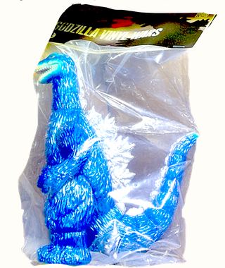 *Godzilla 19" by Marmit Metallic blue 2003 Old Style. Click Through To See 4 Views. collectible