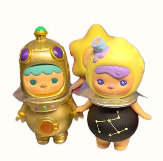 Alison’s space pucky’s gold /black collectible