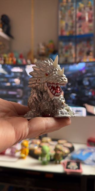 Silver vinyl Vincent collectible
